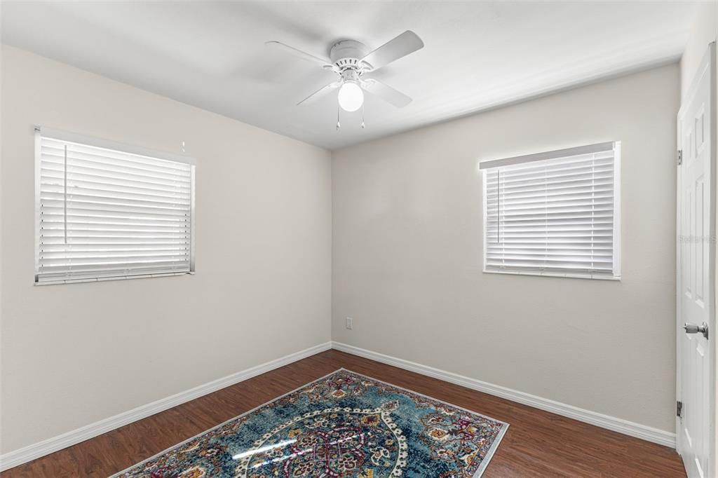 Active With Contract: $319,900 (3 beds, 2 baths, 1100 Square Feet)