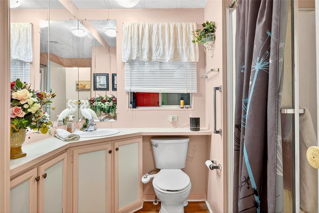 待售: $120,000 (2 贝兹, 2 浴室, 1248 平方英尺)