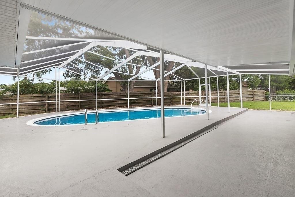 For Sale: $575,000 (4 beds, 3 baths, 2337 Square Feet)