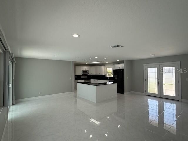 For Sale: $575,000 (4 beds, 3 baths, 2337 Square Feet)