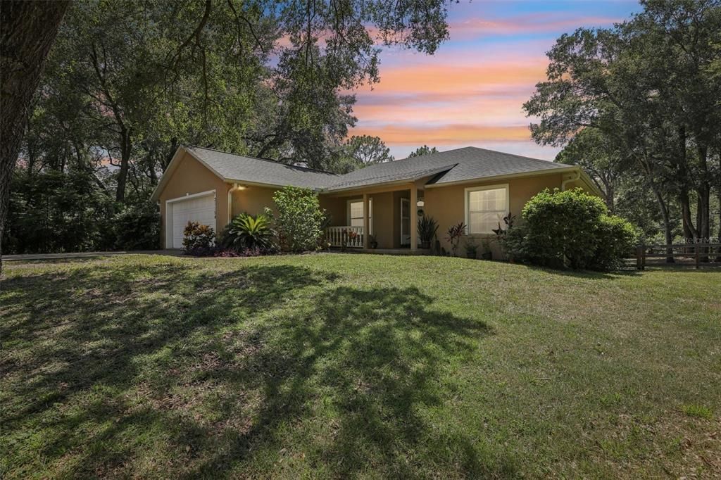 For Sale: $425,000 (3 beds, 2 baths, 1644 Square Feet)