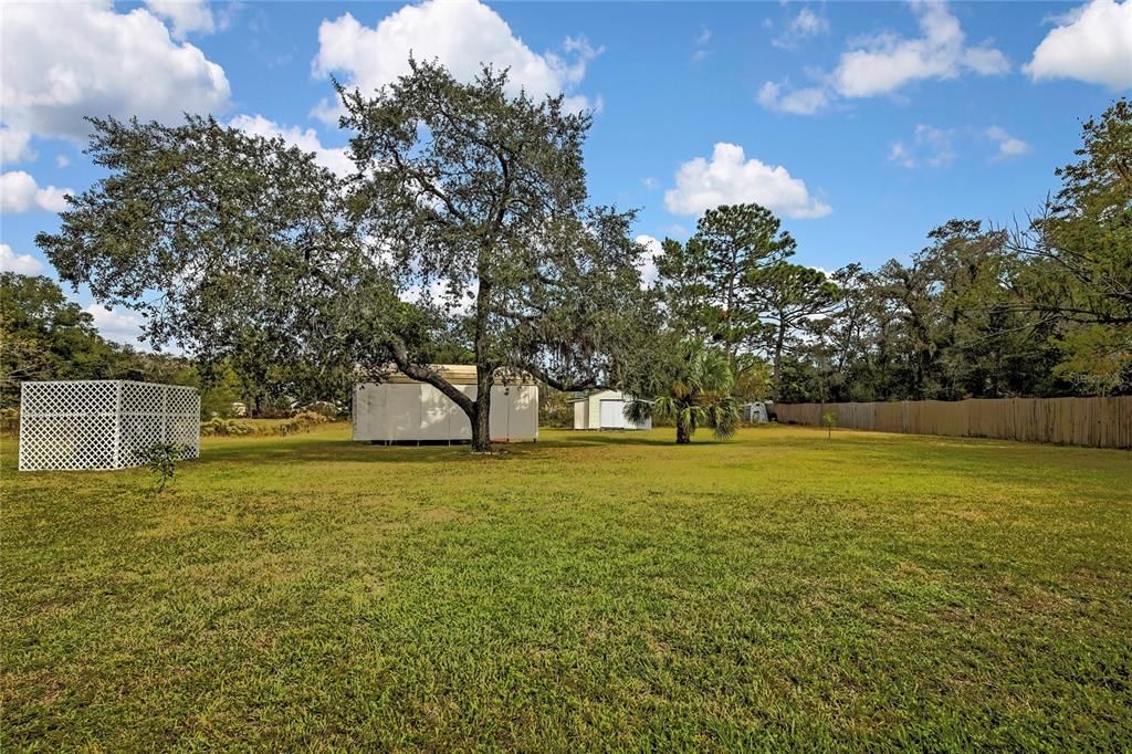 合同活跃: $620,000 (4 贝兹, 3 浴室, 2476 平方英尺)