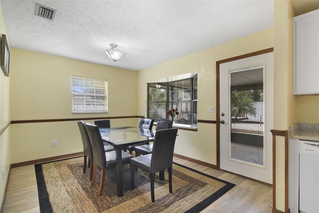 For Sale: $419,900 (3 beds, 2 baths, 2651 Square Feet)