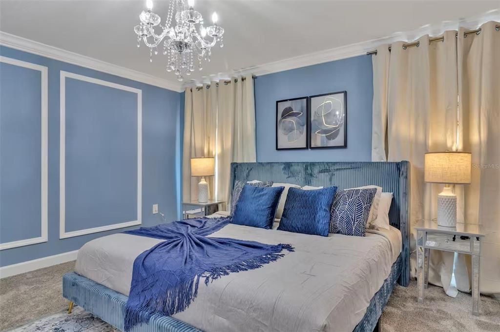 For Sale: $399,000 (4 beds, 3 baths, 1914 Square Feet)