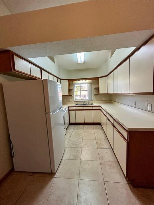 出租: $1,675 (3 贝兹, 2 浴室, 1168 平方英尺)