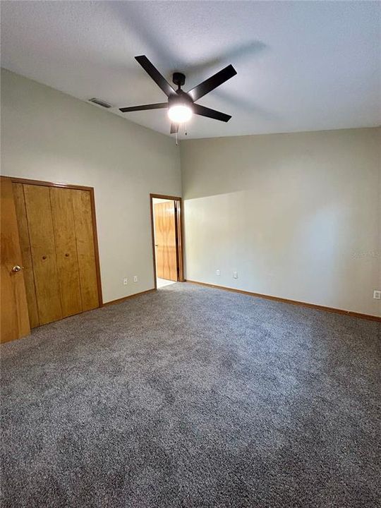 出租: $1,675 (3 贝兹, 2 浴室, 1168 平方英尺)