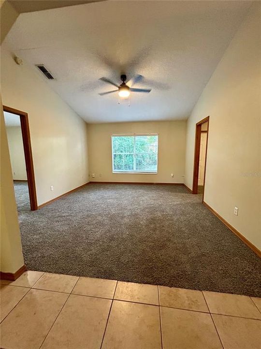 出租: $1,675 (3 贝兹, 2 浴室, 1168 平方英尺)