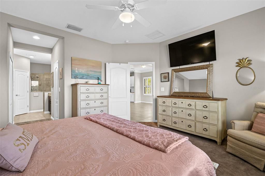 En Venta: $389,000 (2 camas, 2 baños, 1524 Pies cuadrados)