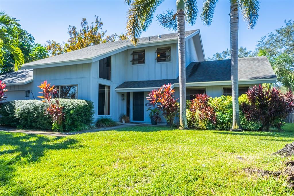 Activo con contrato: $670,000 (3 camas, 2 baños, 2575 Pies cuadrados)