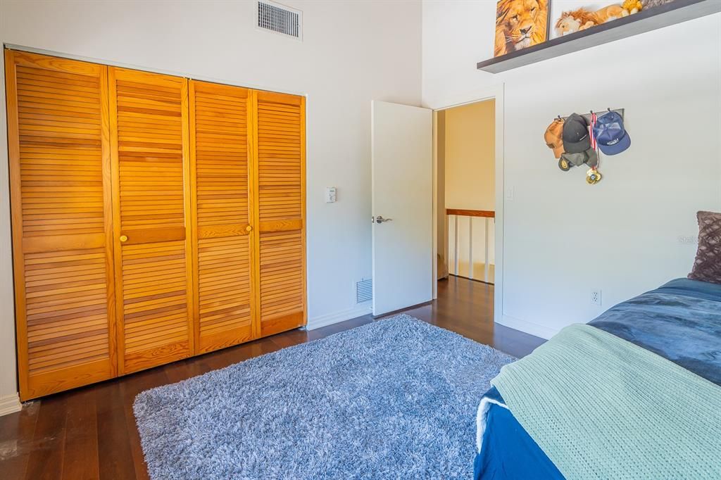 Activo con contrato: $670,000 (3 camas, 2 baños, 2575 Pies cuadrados)