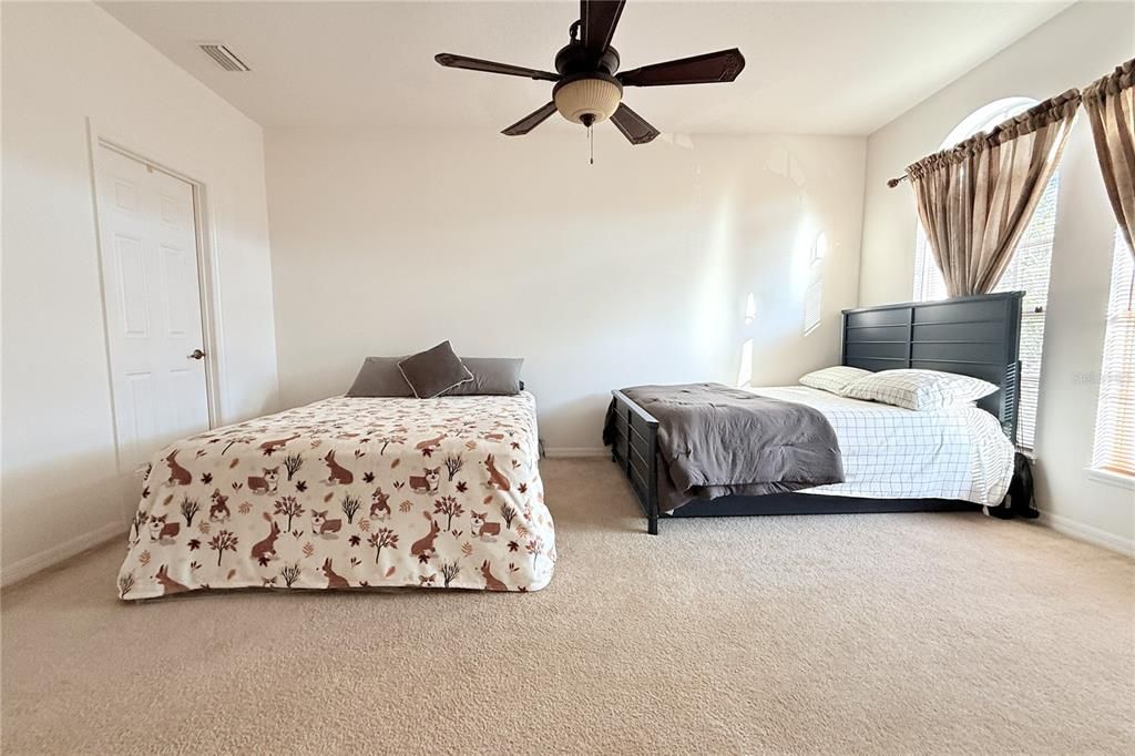 For Sale: $260,000 (2 beds, 2 baths, 1448 Square Feet)