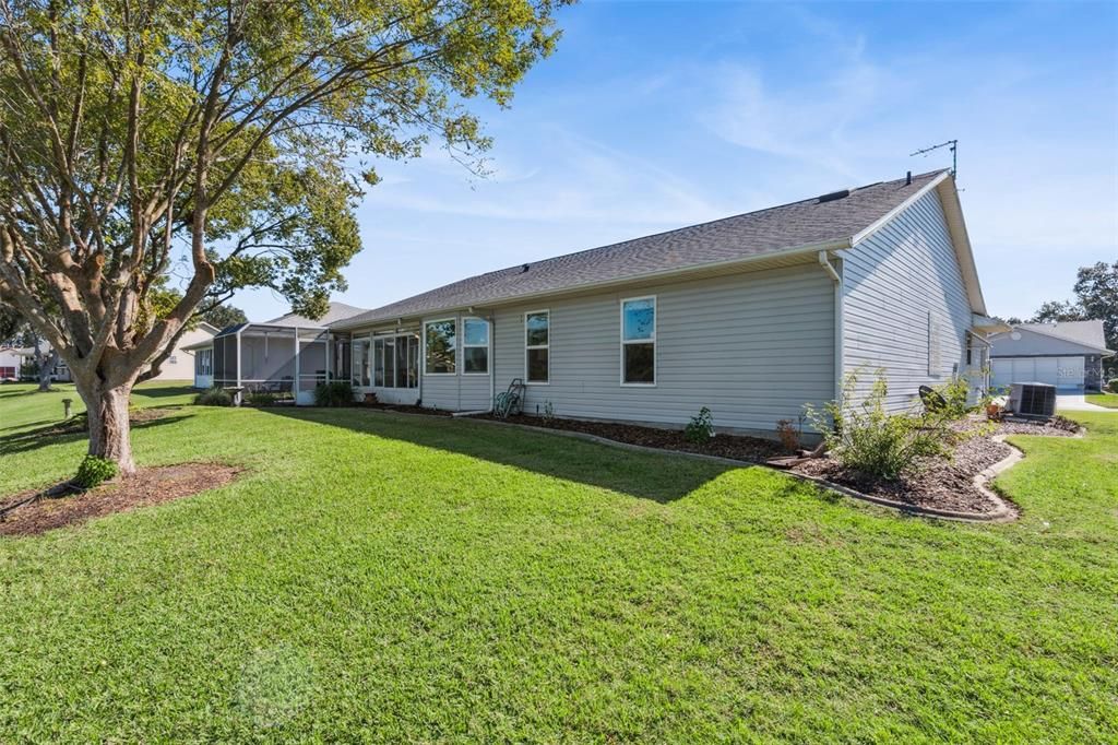 Active With Contract: $320,000 (3 beds, 2 baths, 1926 Square Feet)