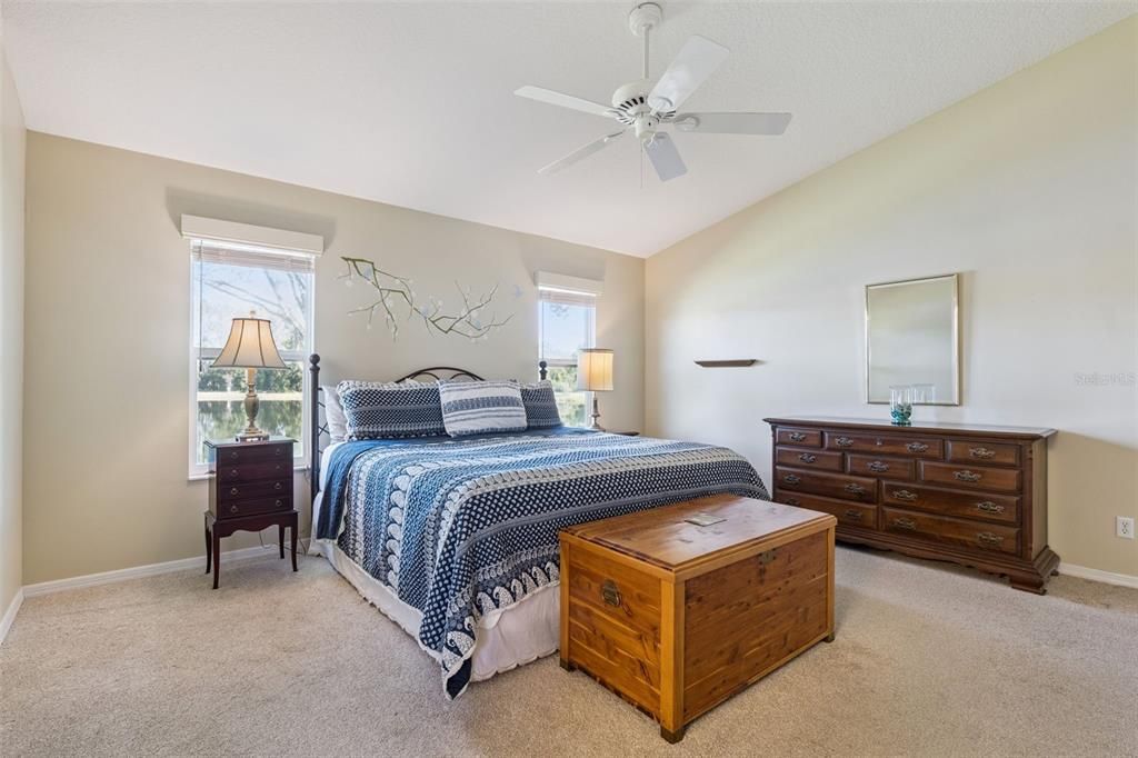 Active With Contract: $320,000 (3 beds, 2 baths, 1926 Square Feet)