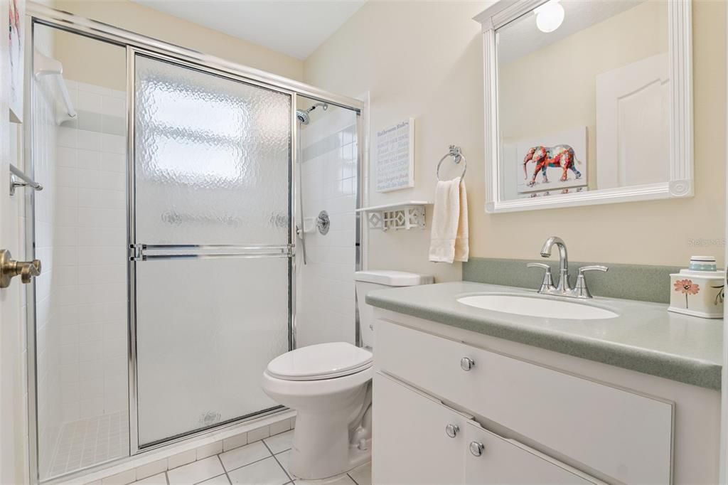 Active With Contract: $320,000 (3 beds, 2 baths, 1926 Square Feet)