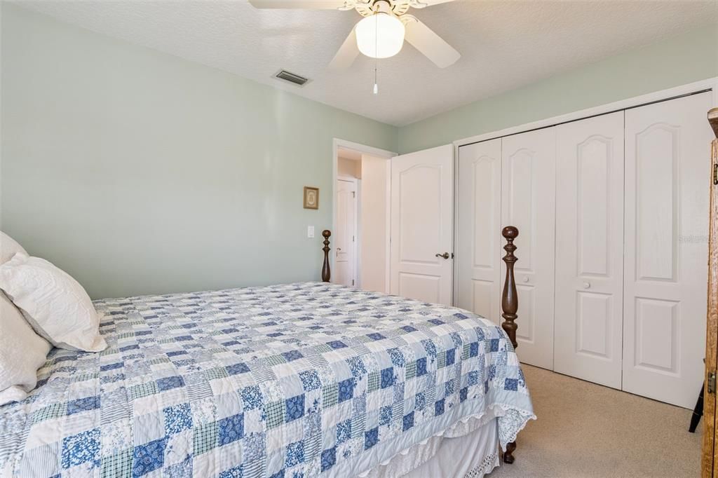 Active With Contract: $320,000 (3 beds, 2 baths, 1926 Square Feet)