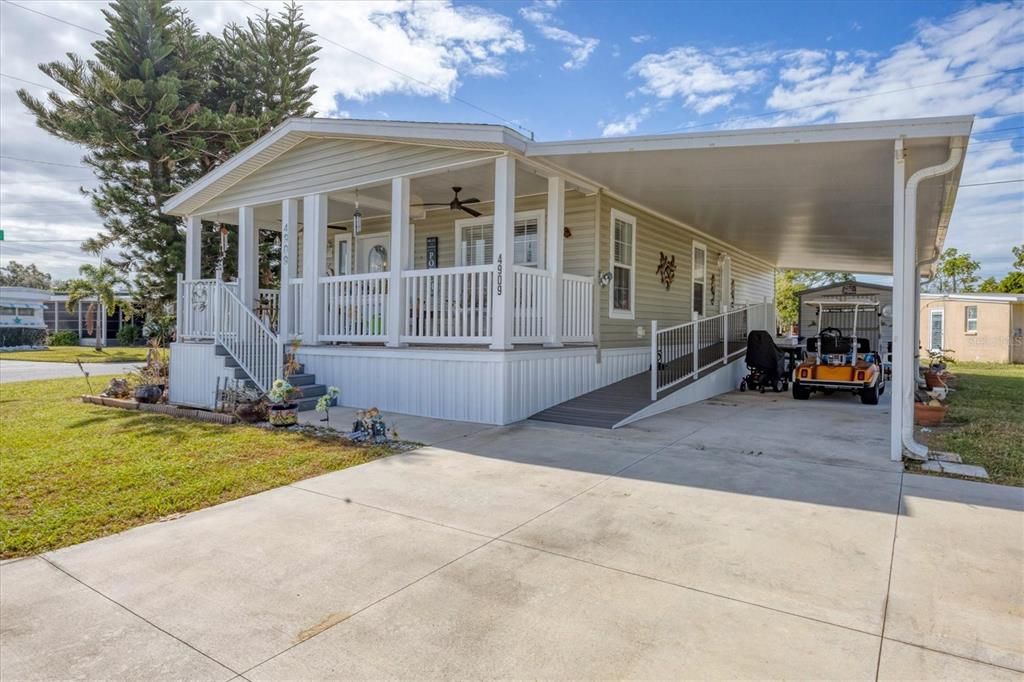 For Sale: $249,900 (2 beds, 2 baths, 1032 Square Feet)