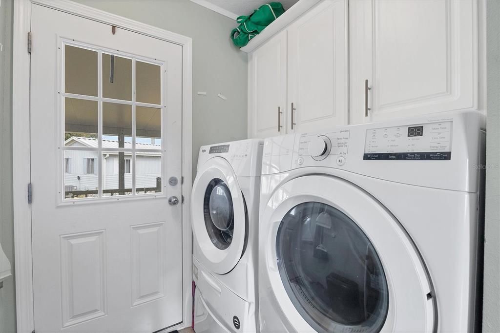 For Sale: $249,900 (2 beds, 2 baths, 1032 Square Feet)