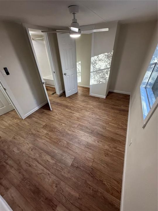 На продажу: $139,000 (2 спален, 2 ванн, 840 Квадратных фут)