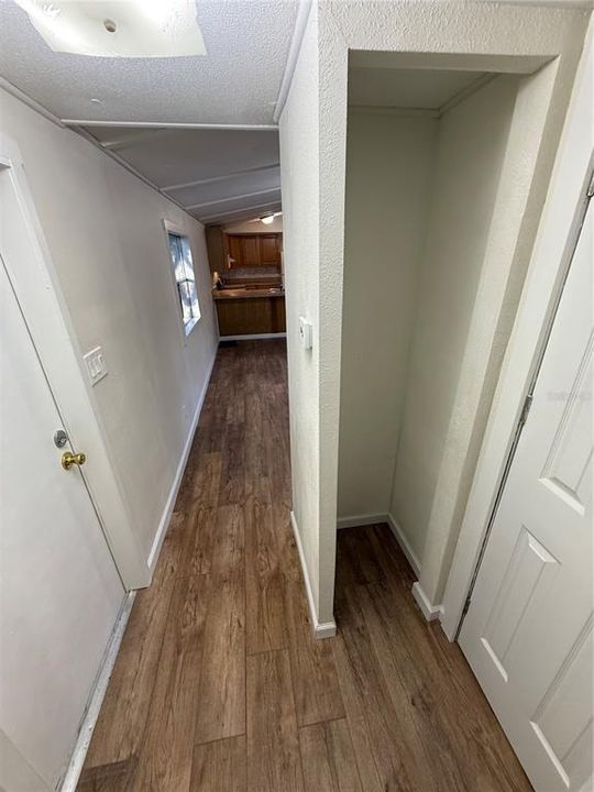 На продажу: $139,000 (2 спален, 2 ванн, 840 Квадратных фут)