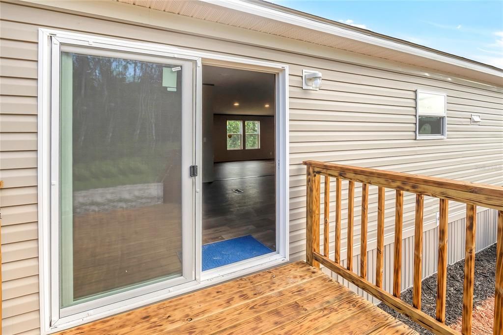 For Sale: $420,000 (4 beds, 2 baths, 1568 Square Feet)