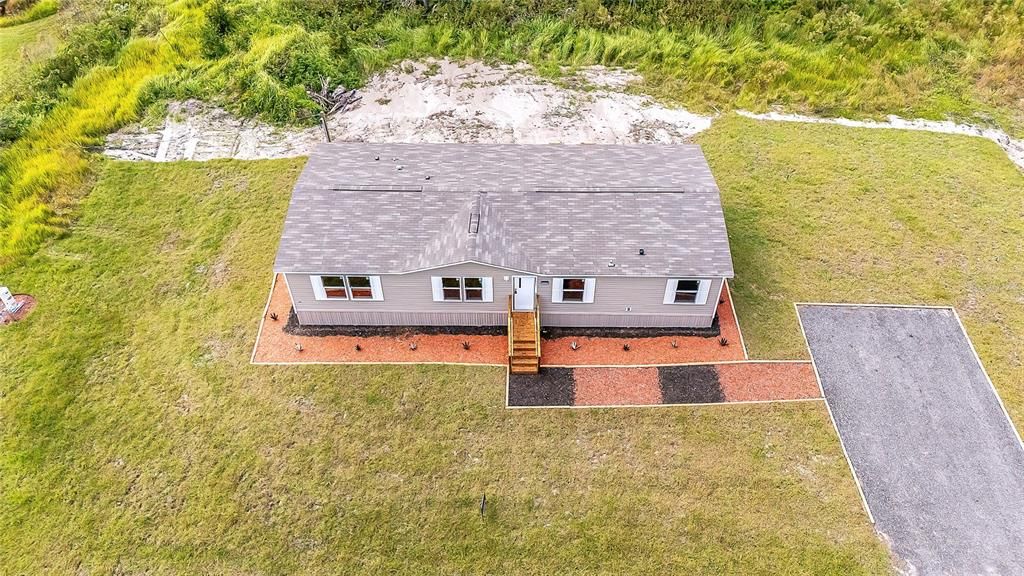 For Sale: $420,000 (4 beds, 2 baths, 1568 Square Feet)