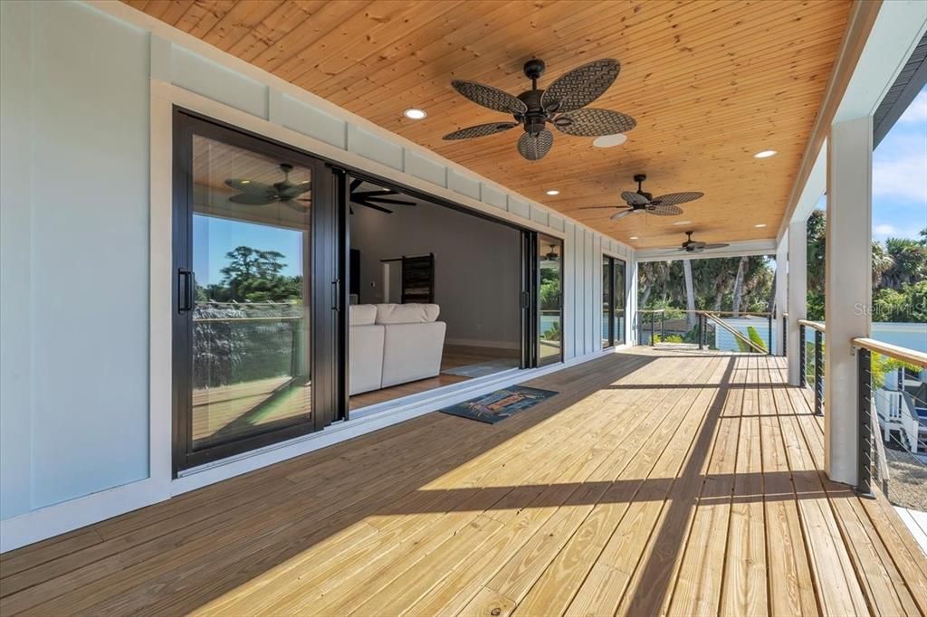 На продажу: $1,100,000 (4 спален, 4 ванн, 2402 Квадратных фут)