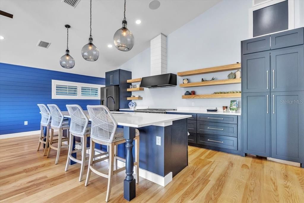 На продажу: $1,100,000 (4 спален, 4 ванн, 2402 Квадратных фут)