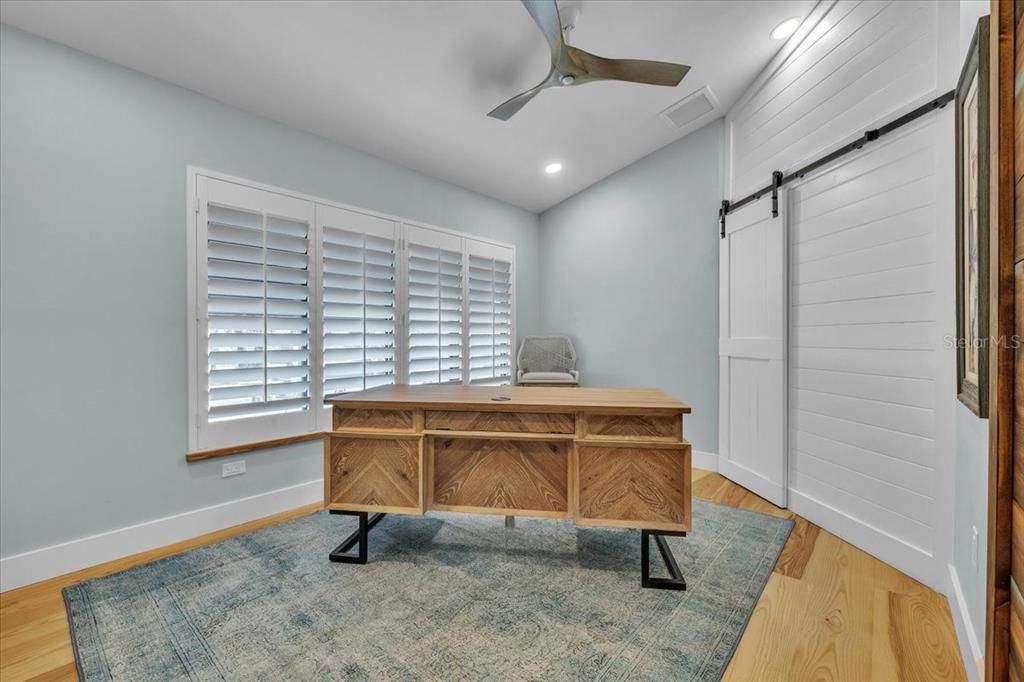 На продажу: $1,100,000 (4 спален, 4 ванн, 2402 Квадратных фут)