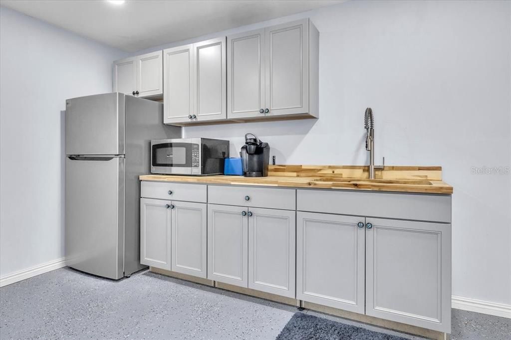 На продажу: $1,100,000 (4 спален, 4 ванн, 2402 Квадратных фут)