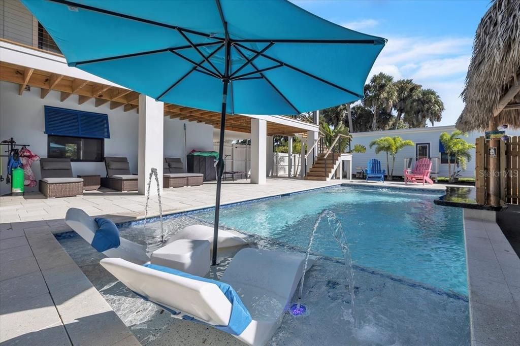 На продажу: $1,100,000 (4 спален, 4 ванн, 2402 Квадратных фут)