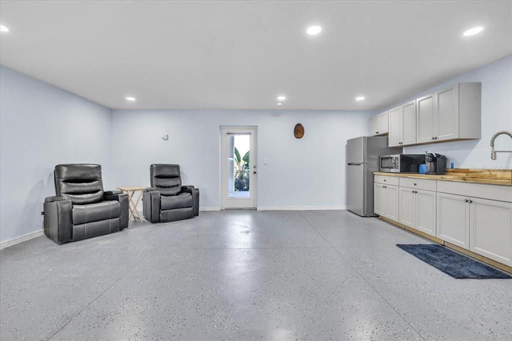 На продажу: $1,100,000 (4 спален, 4 ванн, 2402 Квадратных фут)