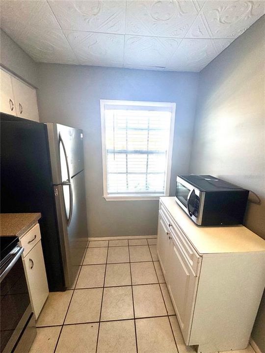 待售: $185,000 (2 贝兹, 2 浴室, 963 平方英尺)