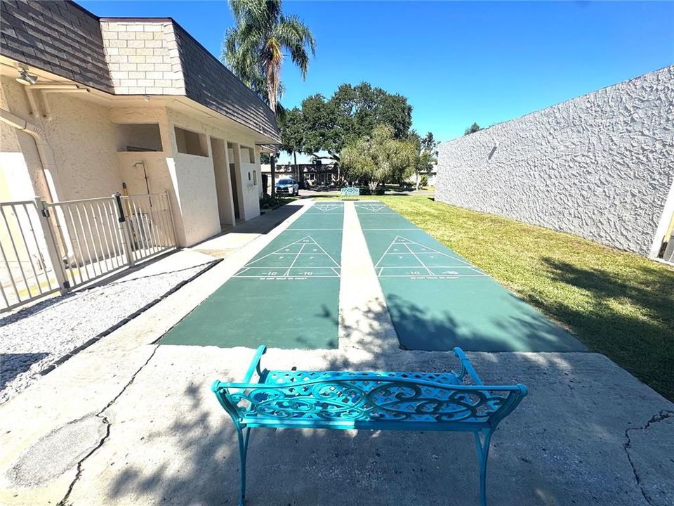 待售: $185,000 (2 贝兹, 2 浴室, 963 平方英尺)