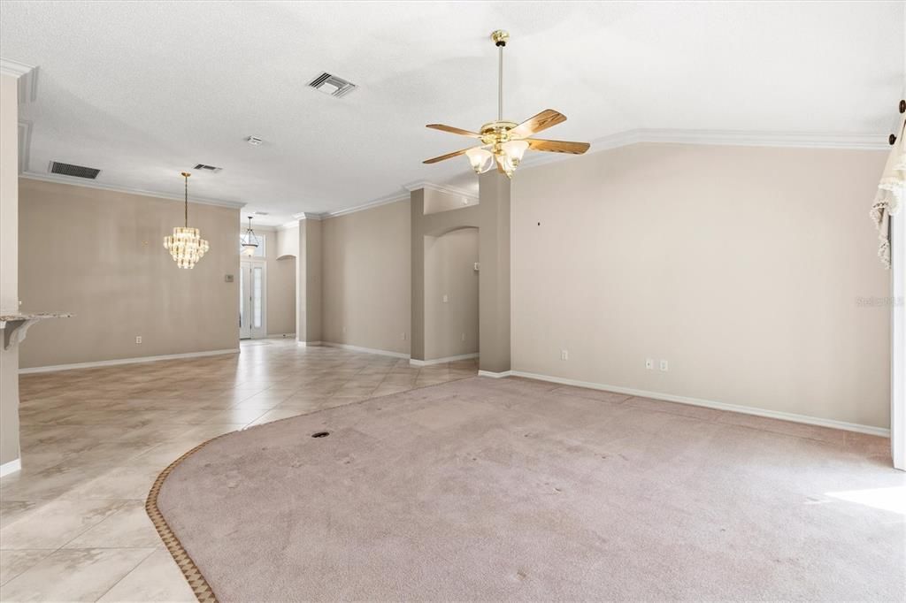 For Sale: $424,900 (3 beds, 2 baths, 2044 Square Feet)