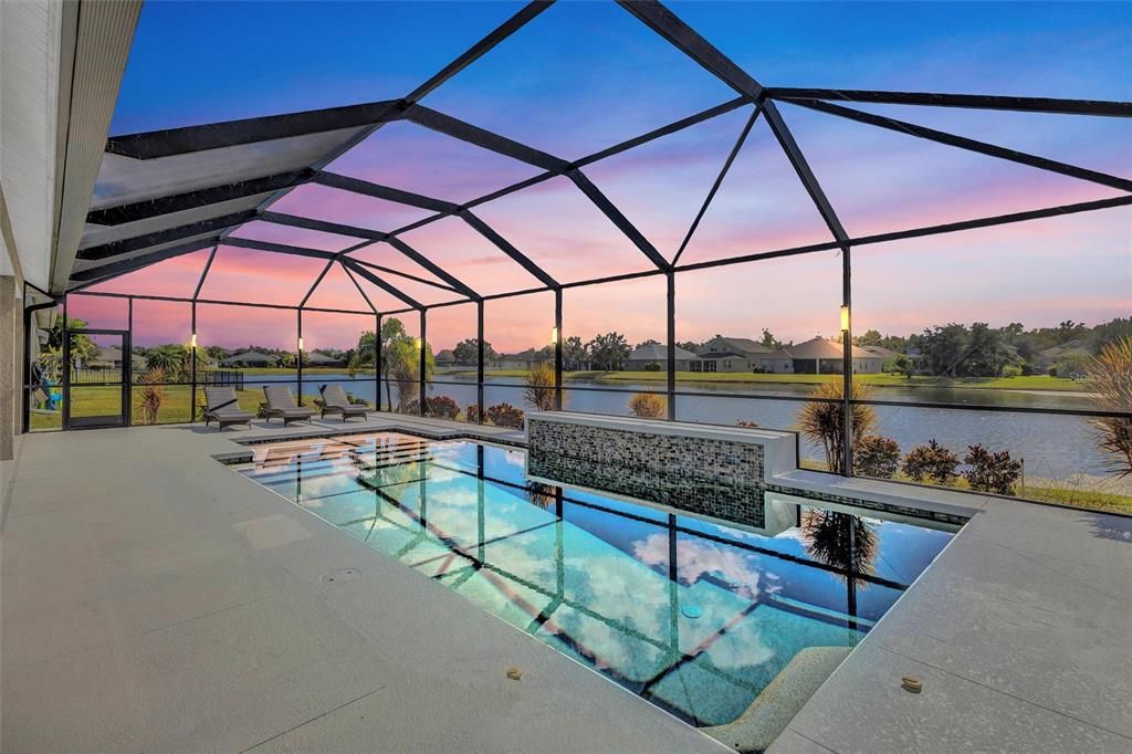 合同活跃: $575,000 (3 贝兹, 2 浴室, 2180 平方英尺)