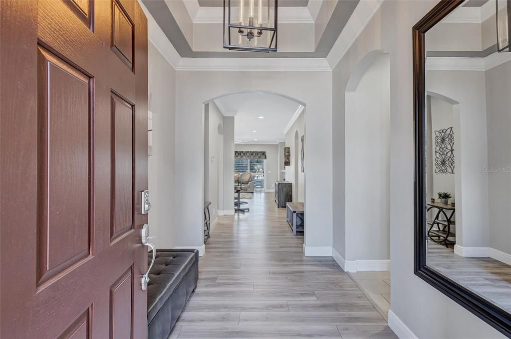 合同活跃: $575,000 (3 贝兹, 2 浴室, 2180 平方英尺)