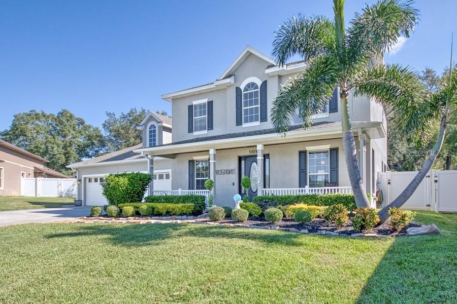 En Venta: $689,000 (5 camas, 3 baños, 2838 Pies cuadrados)