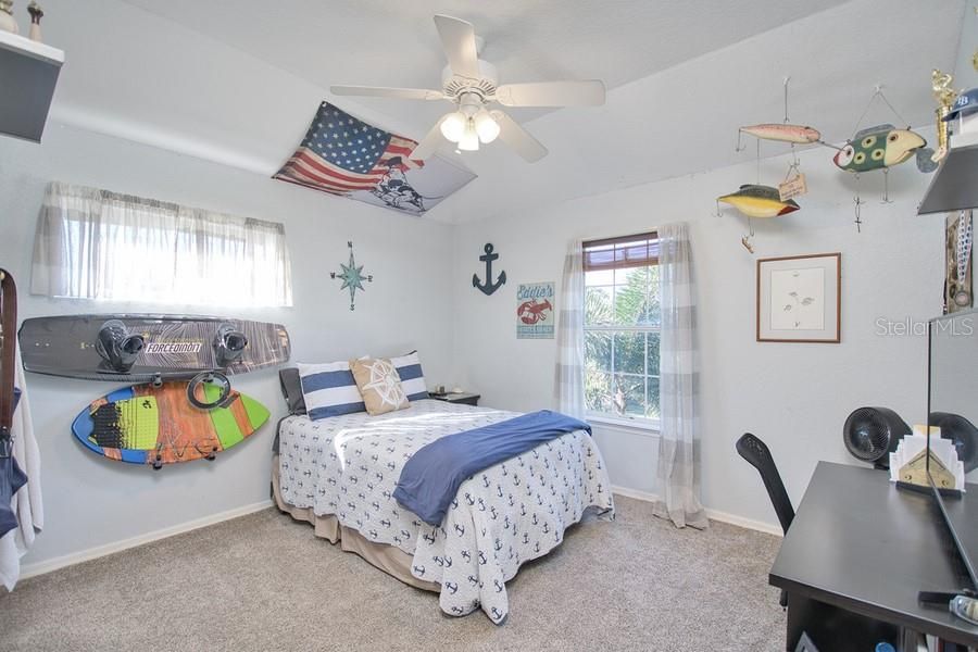 En Venta: $689,000 (5 camas, 3 baños, 2838 Pies cuadrados)