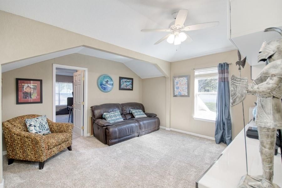 En Venta: $689,000 (5 camas, 3 baños, 2838 Pies cuadrados)