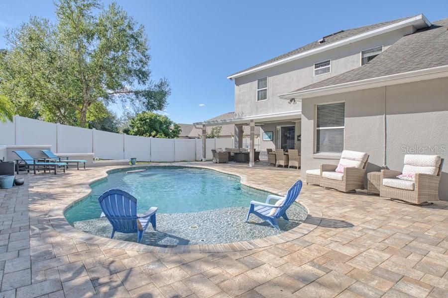 En Venta: $689,000 (5 camas, 3 baños, 2838 Pies cuadrados)