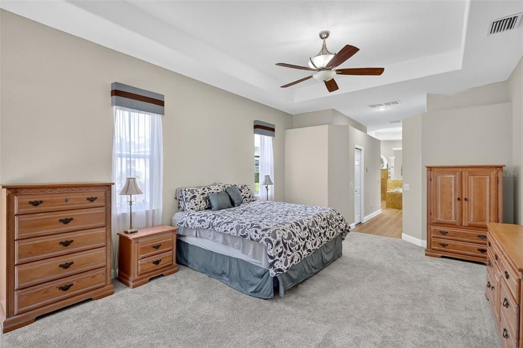 Active With Contract: $825,000 (4 beds, 3 baths, 3193 Square Feet)