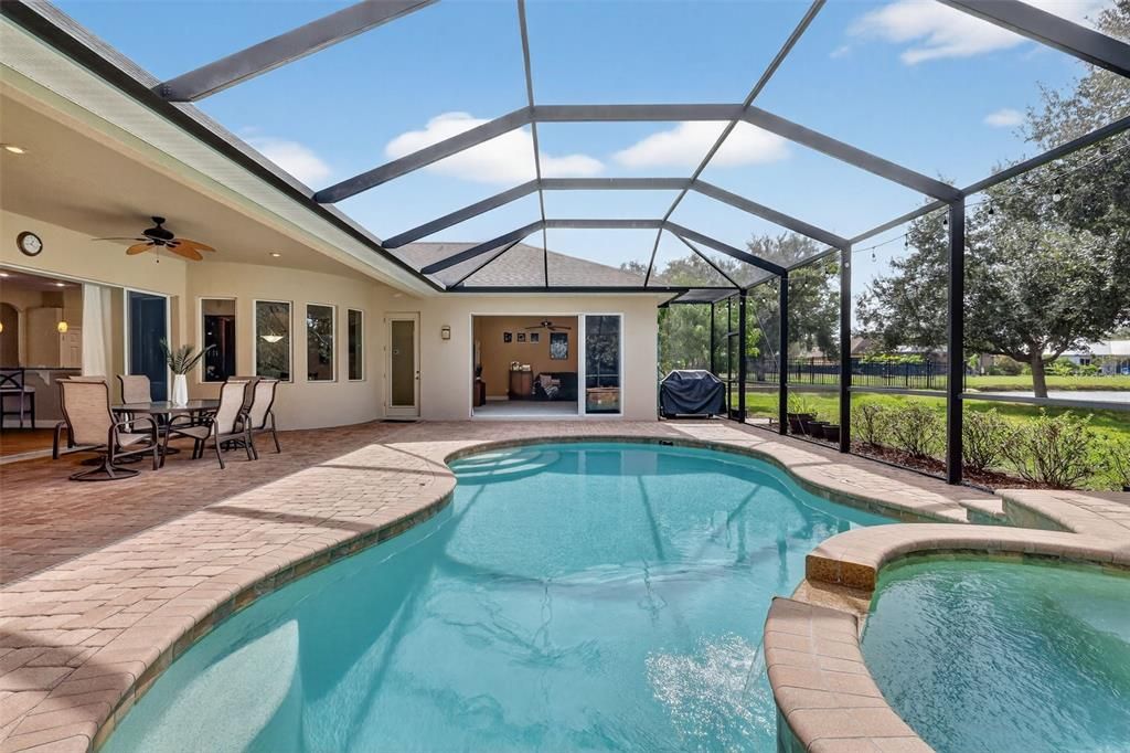 Active With Contract: $825,000 (4 beds, 3 baths, 3193 Square Feet)