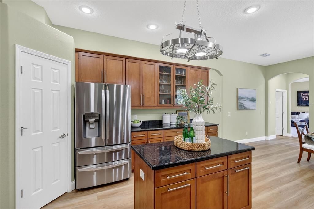 Active With Contract: $825,000 (4 beds, 3 baths, 3193 Square Feet)