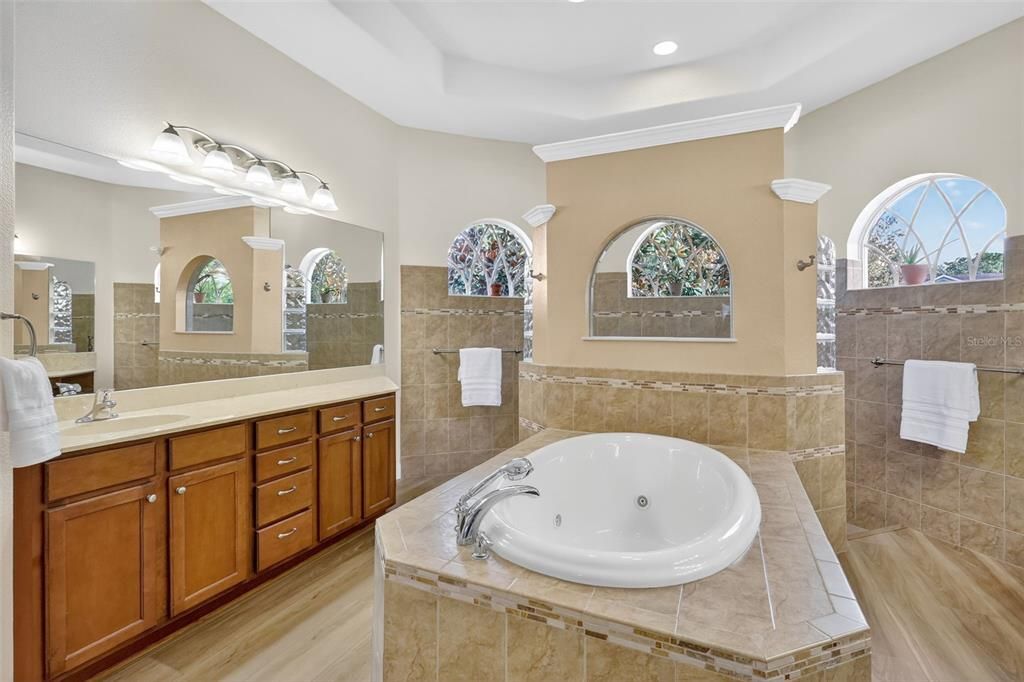 Active With Contract: $825,000 (4 beds, 3 baths, 3193 Square Feet)