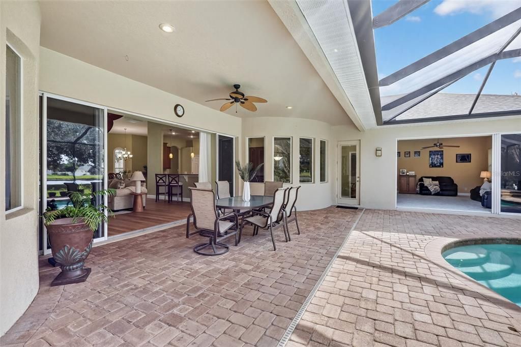 Active With Contract: $825,000 (4 beds, 3 baths, 3193 Square Feet)