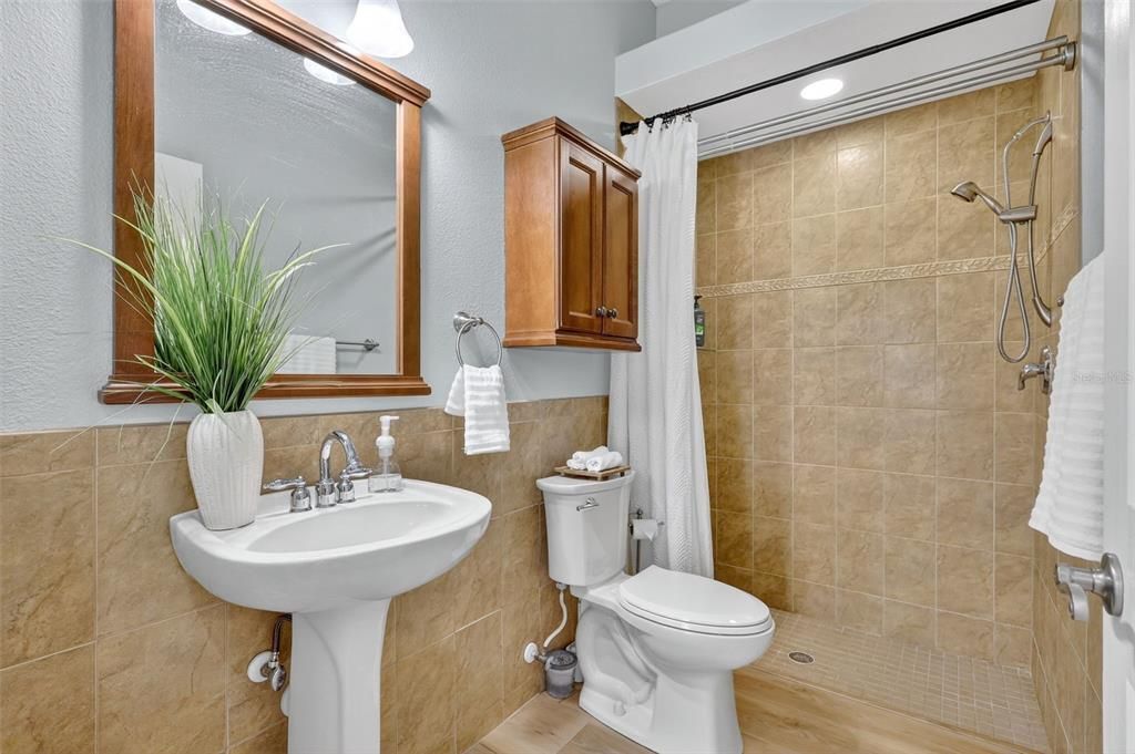 Active With Contract: $825,000 (4 beds, 3 baths, 3193 Square Feet)