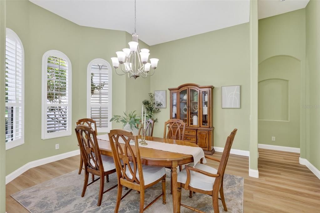 Active With Contract: $825,000 (4 beds, 3 baths, 3193 Square Feet)