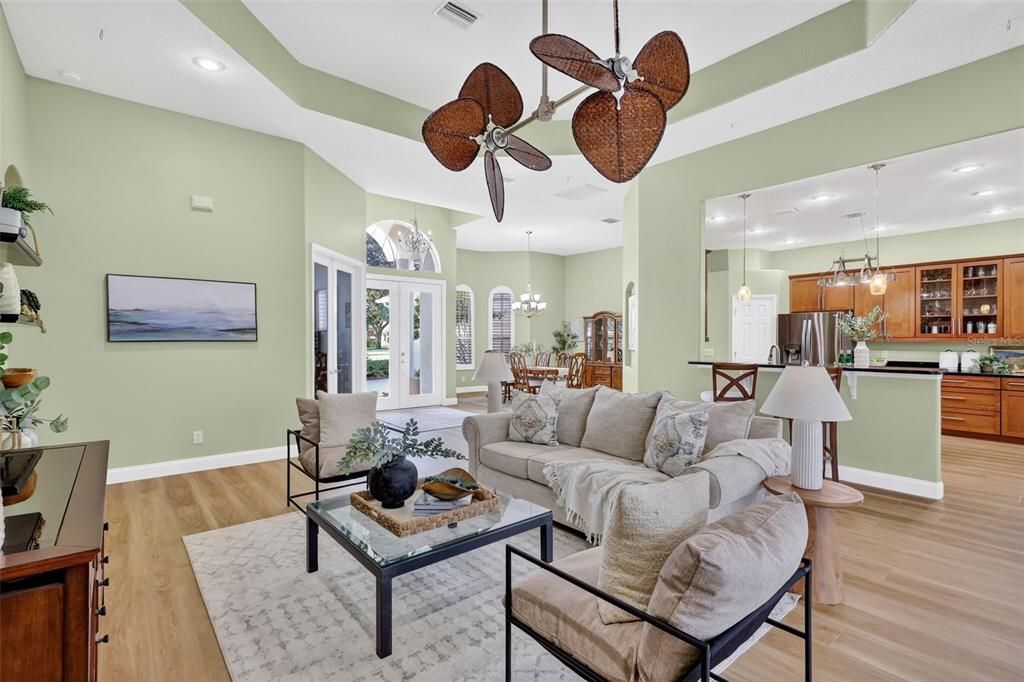 Active With Contract: $825,000 (4 beds, 3 baths, 3193 Square Feet)