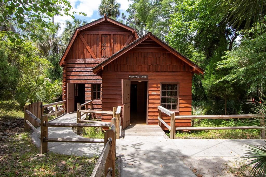 For Sale: $179,000 (4 beds, 2 baths, 1622 Square Feet)