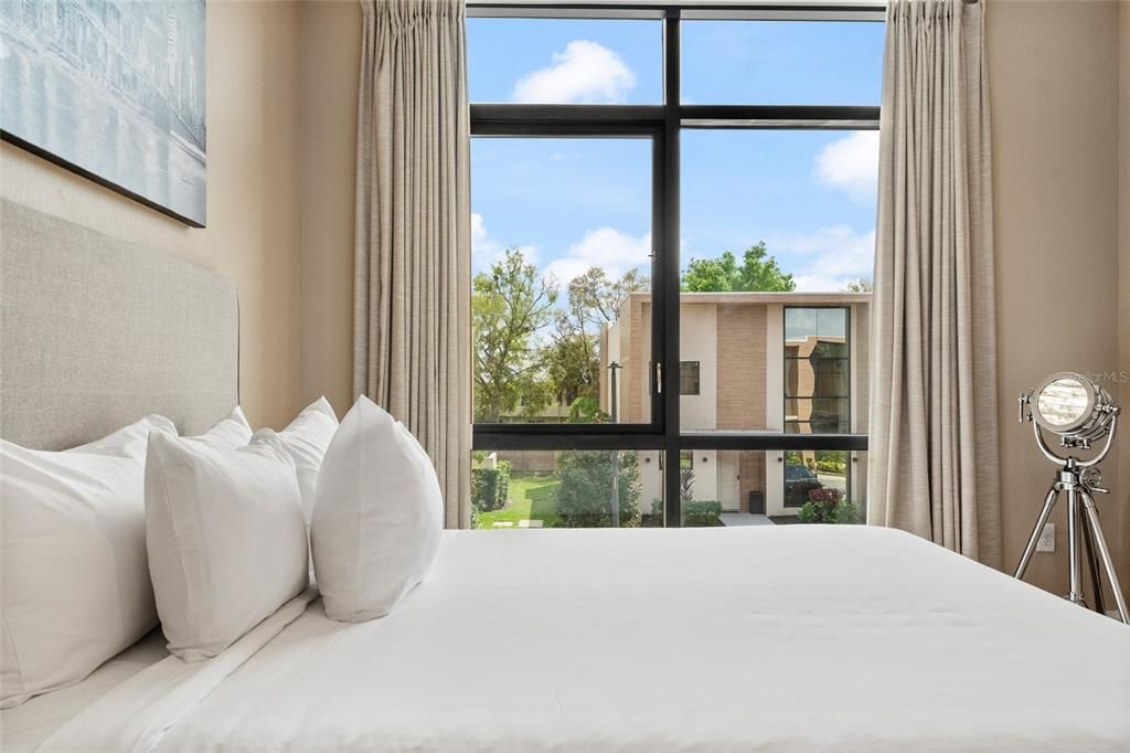 En Renta: $3,000 (3 camas, 3 baños, 2195 Pies cuadrados)